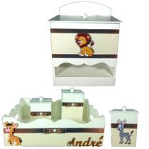 Kit de Higiene de bebê madeira Mdf Menino 5 pçs - SAFARI BRANCO COM PALHA - Flores para Mariae Decor