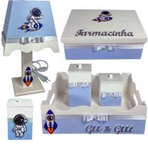 Kit de Higiene de bebê madeira Mdf menino 6 pçs - Astronauta Branco e azul bb