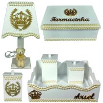 Kit de Higiene de bebê madeira Mdf unissex 6 pçs - BRANCO COM PÉROLAS COROA