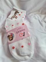 Kit de meia com 3 pares branca com desenhos