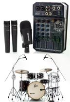 Kit de Microfones e Mixer Boxx T4 com Mesa, 2 microfones over Stagg, 1 de bumbo Soundvoice e cabos