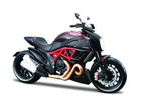 Kit de Montar - Ducati Diavel Carbon - Maisto