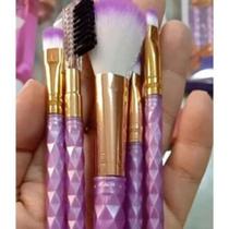Kit de Pincéis de Maquiagem Roxo com Cabos Texturizados 5 Unidades - Pinceís