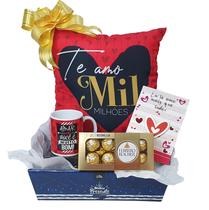 Kit De Presente Almofada Caneca Chocolate Cesta De Amor - Presentes Mensorê