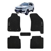 Kit de tapetes 5 peças específico SW4 2012 13 ... 15 2016 Carpete Preto Kit de tapetes 5 peças específico SW4 2012 13 ... 15 2016 Carpete Preto