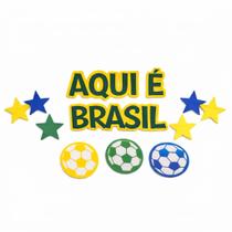 Kit Decoração Copa MDF Aqui é Brasil Letreiro Estrelas Bolas Futebol