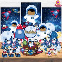 Kit Decoração de Festa Aniversário Bolo Topper Astronauta Moreno Qfestança -78 Itens Kit Decoração de Festa Aniversário Bolo Topper Astronauta Moreno Qfestança -78 Itens