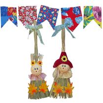 Kit Decoração Festa Junina: Vassoura Casal Espantalhos + Bandeirinhas Tecido Chita Cordão 5 metros Kit Decoração Festa Junina: Vassoura Casal Espantalhos + Bandeirinhas Tecido Chita Cordão 5 metros