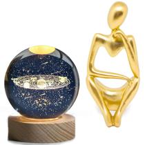 Kit Decorativo Luminária Criativa Bola Cristal Planeta galáxia + Estátua Pensador Abstrato Homem Refletindo Enfeite