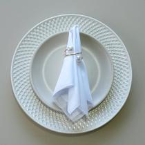 Kit Decorativo Mesa Posta com 6 Anéis Pérola Acrílica Estilo Sofisticado Kit Decorativo Mesa Posta com 6 Anéis Pérola Acrílica Estilo Sofisticado