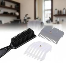 kit Degradê barbeiro Barbershop Cabeleireiro 1 escova degradê 2 pentes de máquina disfarce