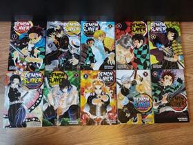 Kit Demon Slayer Vol. 1 ao 10 Kit Demon Slayer Vol. 1 ao 10
