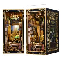 Kit DIY Book Nook Casa de bonecas em miniatura MiniCity com luz LED