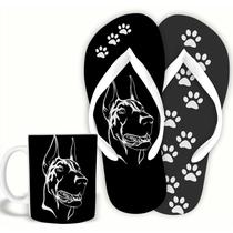 KIT Doberman Caneca de Cerâmica 325ML e Chinelo