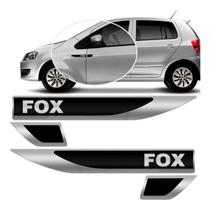 Kit Emblema Fox 2004 A 2021 Lateral Resinado Adesivo 2 Peças