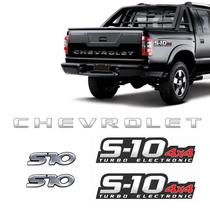 Kit Emblema S10 S. Antônio 4x4 Turbo + Faixa Traseira Prata Kit Emblema S10 S. Antônio 4x4 Turbo + Faixa Traseira Prata