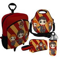 Kit Escolar Infantil Mochila de Rodinha + Lancheira Térmica + Necessaire Plus + Squeeze de Alumínio ISOPRENE Trio Bruxo