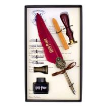 Kit Especial Caneta Tinteiro Harry Potter Pena Sinetecera Cor:Vermelho