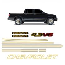Kit Faixas/adesivos S10 Executive Cab Dupla 1999/2000 Deluxe Kit Faixas/adesivos S10 Executive Cab Dupla 1999/2000 Deluxe