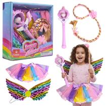 Kit Fantasia Fada Colorida C/ Asas Vestido Tranças e Varinha Magica C/ Som e Luz - Castela