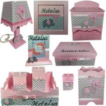 Kit farmacinha Higiene bebê Mdf 10 peças - ROSA BB CHEVRON CINZA DE ELEFANTE