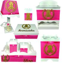 Kit farmacinha Higiene bebê Mdf 8 pçs - ROSA PINK COM BOLINHAS DE URSINHA