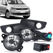 Kit farol de milha auxiliar do Volkswagen Fox 2010 a 2013 com molduras e botão modelo original Kit farol de milha auxiliar do Volkswagen Fox 2010 a 2013 com molduras e botão modelo original