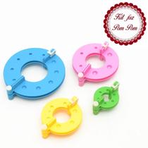 Kit Faz Pompom em 4 Tamanhos - Lanmax Kit Faz Pompom em 4 Tamanhos - Lanmax