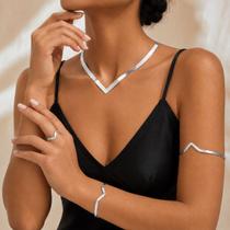 Kit Feminino 4 Peças Colar Pulseiras Anel Elegante Luxo Fest - Kit Feminino 4 Peças Colar Pulseiras Anel Elegante Luxo Fest -