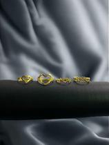 Kit Feminino com 4 Anéis Corações Banhado a Ouro 18k