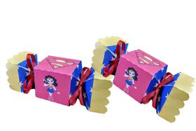 Kit Festa 50 Caixinha de Bala Decoração Mulher Maravilha e Super Man
