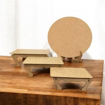 Kit Festa de Mesa Painel 50x50cm Com Trio de Bandeja Banquinho Para Doces Kit Festa de Mesa Painel 50x50cm Com Trio de Bandeja Banquinho Para Doces