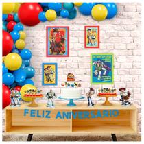 Kit Festa Decoração Infantil Toy Story Enfeites e Toppers Kit Festa Decoração Infantil Toy Story Enfeites e Toppers