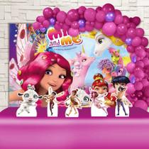 Kit Festa Ouro Mundo De Mia - IMPAKTO VISUAL Kit Festa Ouro Mundo De Mia - IMPAKTO VISUAL