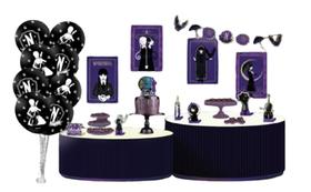 Kit Festa Pronta Decoração Wandinha Familia Addams - 62 unid Kit Festa Pronta Decoração Wandinha Familia Addams - 62 unid