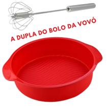 Kit forma assadeira de bolo em silicone mais bate claras Fue a dupla do bolo da vovó