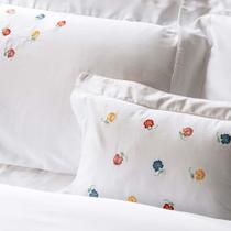 Kit Fronha 50x70cm com Almofada 300 Fios Florzinha 3 peças - Marken Fassi