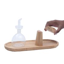 Kit galheteiro porta azeite, bandeja de bambu e saleiro e pimenteiro - Oikos Kit galheteiro porta azeite, bandeja de bambu e saleiro e pimenteiro - Oikos