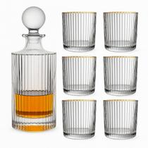 Kit Garrafa Whisky Licoreira 770ml 6 Copos Vidro 320ml Borda Dourada Hauskraft Elegante Para Drinks e Presentes Kit Garrafa Whisky Licoreira 770ml 6 Copos Vidro 320ml Borda Dourada Hauskraft Elegante Para Drinks e Presentes
