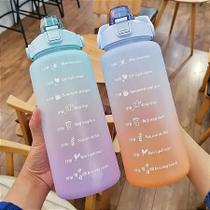 Kit Garrafas Squeeze 2L, 1L, e 500ml - Todas as Ocasiões Kit Garrafas Squeeze 2L, 1L, e 500ml - Todas as Ocasiões