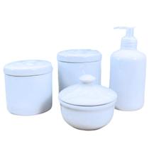 Kit higiene bebê 4 pçs Off White Porcelana Molhadeirac/Tampa