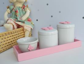 Kit Higiene Bebê Borboleta Bandeja Retangular Menina K052 Kit Higiene Bebê Borboleta Bandeja Retangular Menina K052