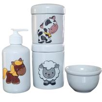 Kit higiene bebê Fazendinha 4 peças - potes, porta álcool e molhadeira - Peças Porcelana Kit higiene bebê Fazendinha 4 peças - potes, porta álcool e molhadeira - Peças Porcelana