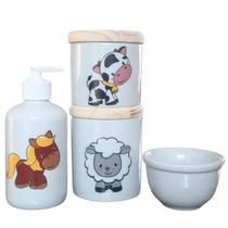 Kit higiene bebê Fazendinha 4 peças - potes, porta álcool e molhadeira - Peças Porcelana Tampas Pinus Kit higiene bebê Fazendinha 4 peças - potes, porta álcool e molhadeira - Peças Porcelana Tampas Pinus