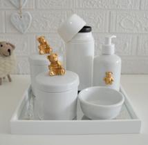 Kit Higiene Bebê K010 Apliques Dourado Bandeja Espelho Banho Quarto