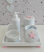 Kit Higiene Bebê K014 Rosa Coroa Ovelha Passarinho Ursa Moderno Bandeja MDF branca Potes Porcelana - Ciranda Arte Criativa
