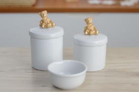 Kit Higiene Bebê K015 Porcelanas Aplique Ursa Coroa Laço Coroa Flor Dourado Decoração Quarto
