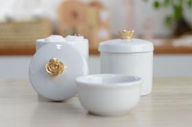 Kit Higiene Bebê K015 Porcelanas Aplique Ursa Coroa Laço Coroa Flor Dourado Decoração Quarto