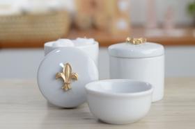 Kit Higiene Bebê K015 Porcelanas Aplique Ursa Coroa Laço Coroa Flor Dourado Decoração Quarto