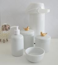 kit Higiene Bebê K021 Potes Cotonete Coroa Dourado Algodão Limpeza Porcelana Multi Uso Térmica 500ml